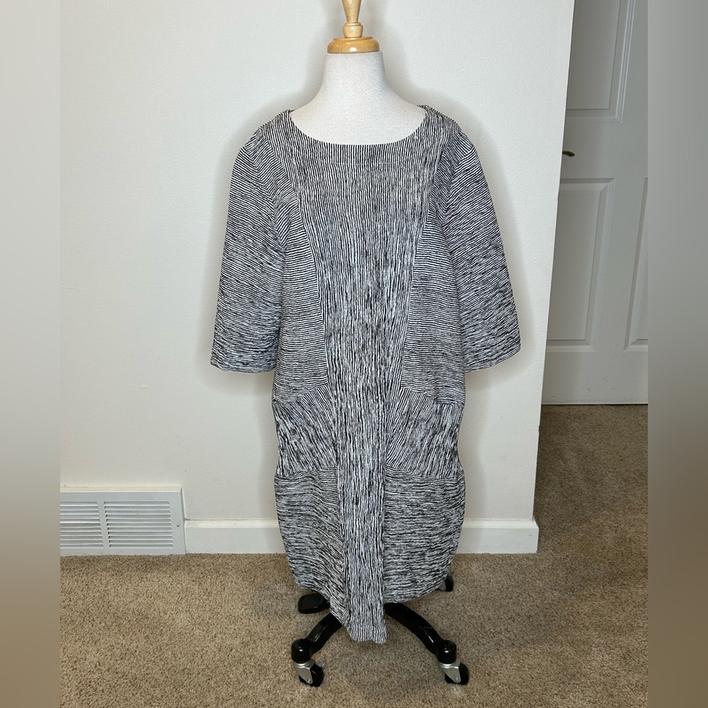 Niche Nilgun Derman Black and White Ridge Stripe Dress Women's Size XL